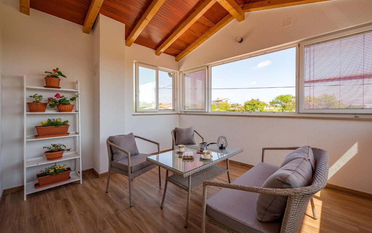 Apartments Nelle Пула Екстериор снимка