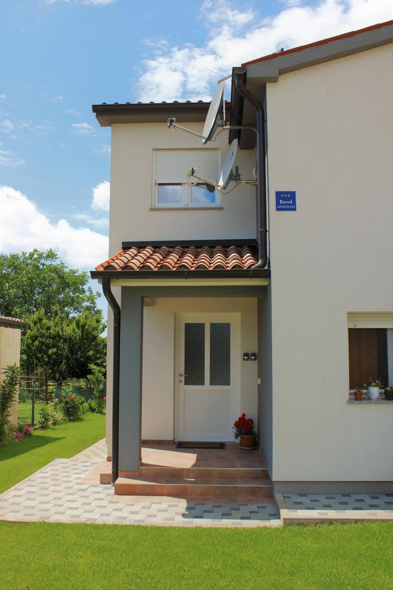 Apartments Nelle Пула Екстериор снимка