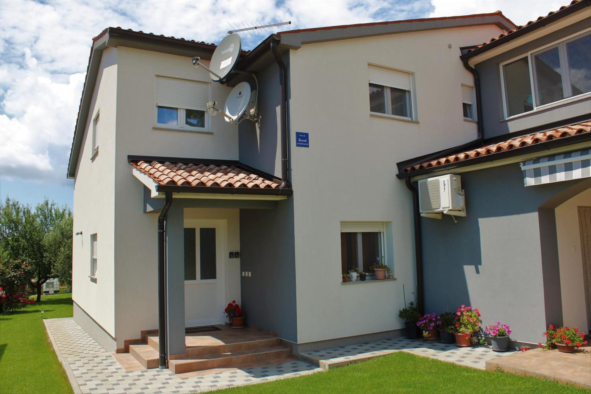 Apartments Nelle Пула Екстериор снимка